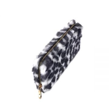Portofel dama, blana sintetica, alb cu model leopard, Univers Fashion